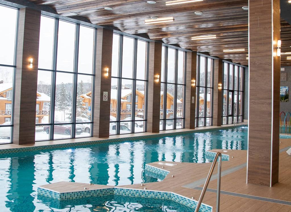 Изображение #5 в "collage" карусели